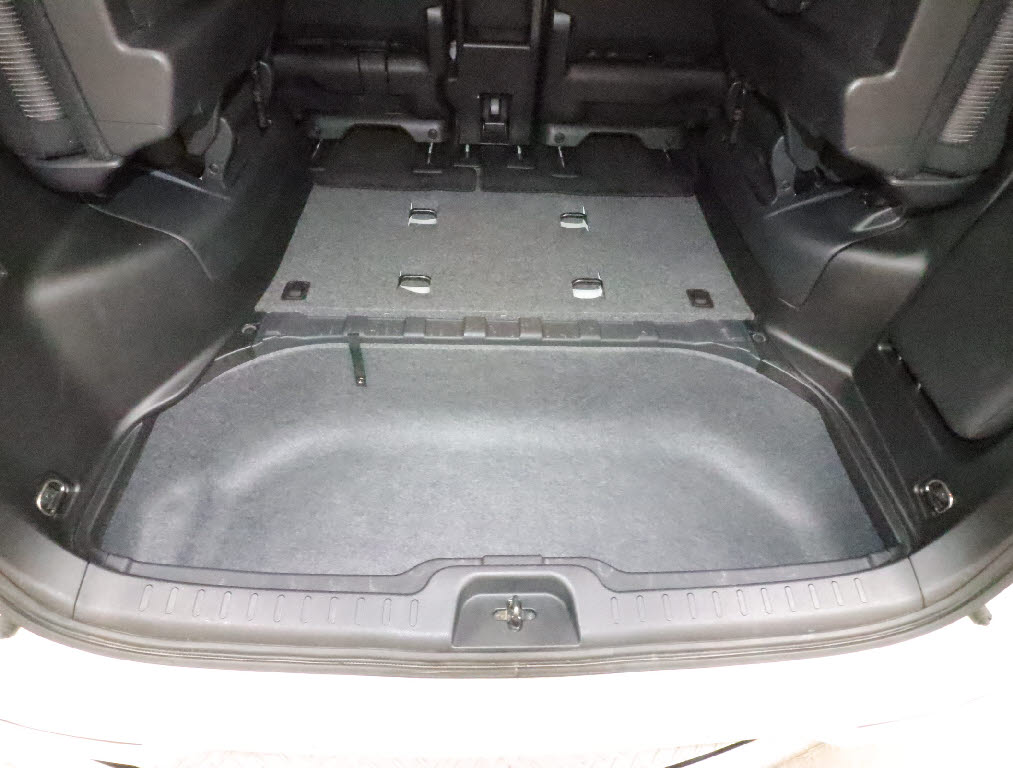 ニッサン セレナ ハイウェイスター　Ｖ