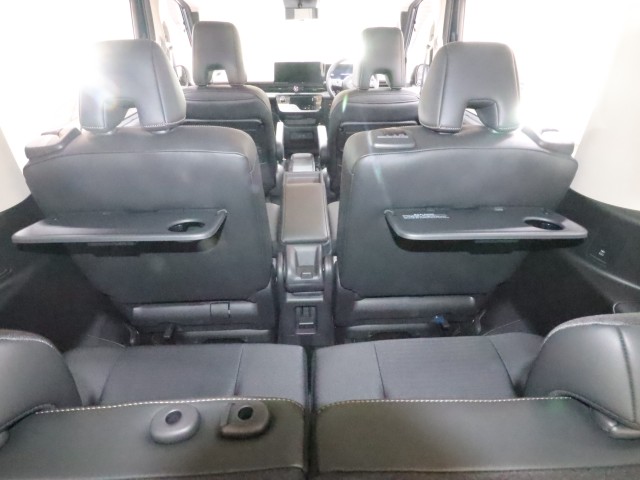 ニッサン セレナＨＶ ｅ－ＰＯＷＥＲ　ハイウェイスター　Ｖ