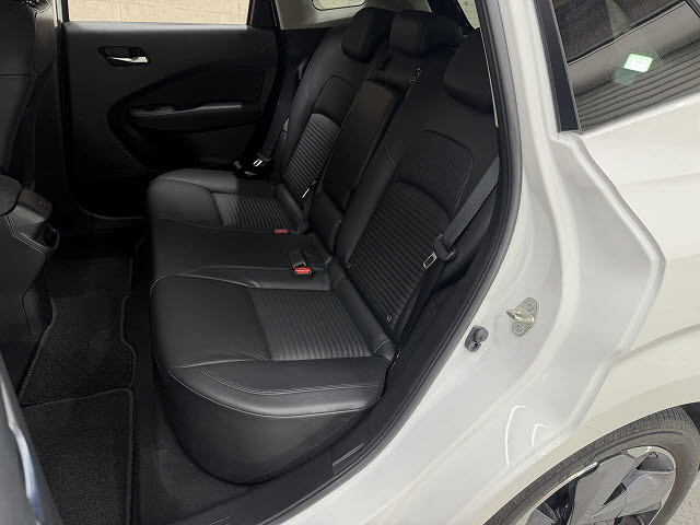 ニッサン オーラ Ｇ　レザーエディション