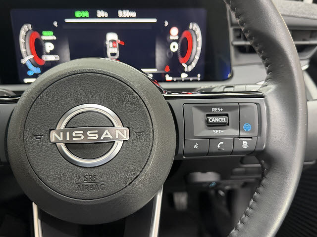 ニッサン オーラ Ｇ　レザーエディション