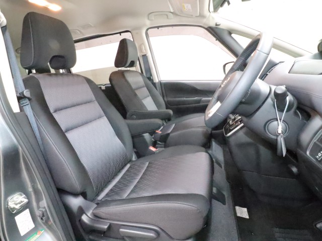 ニッサン セレナＨＶ ｅ－ＰＯＷＥＲ　ハイウェイスター　Ｖ