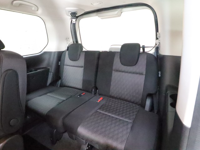 ニッサン セレナＨＶ ｅ－ＰＯＷＥＲ　ハイウェイスター　Ｖ