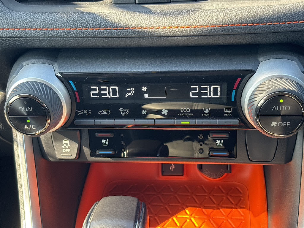 トヨタ ＲＡＶ－４ ｱﾄﾞﾍﾞﾝﾁｬｰ