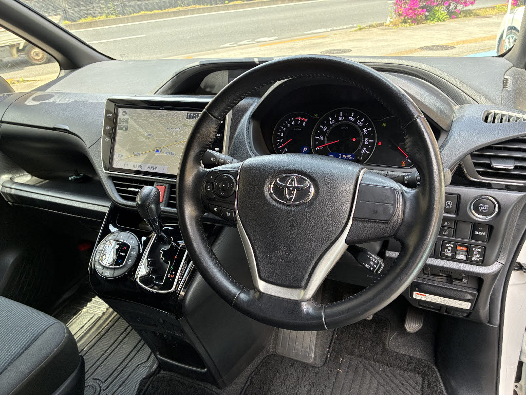 トヨタ ヴォクシー 福祉車両