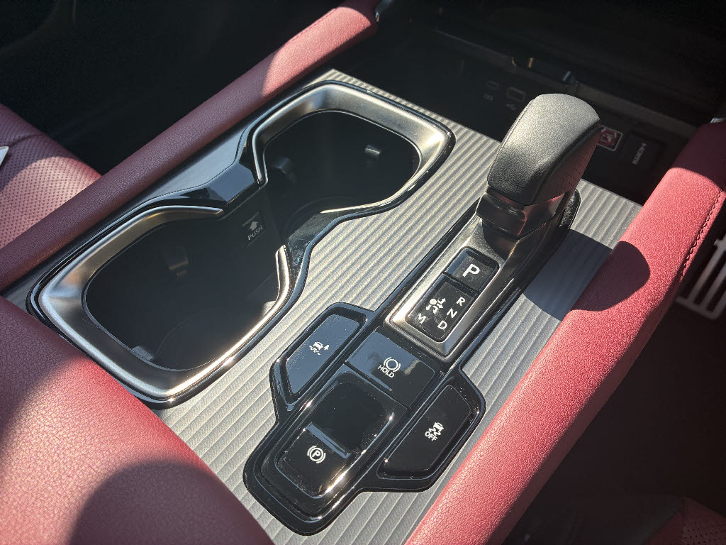 レクサス レクサス ＲＸ 500h Fｽﾎﾟｰﾂ ﾊﾟﾌｫｰﾏﾝｽ