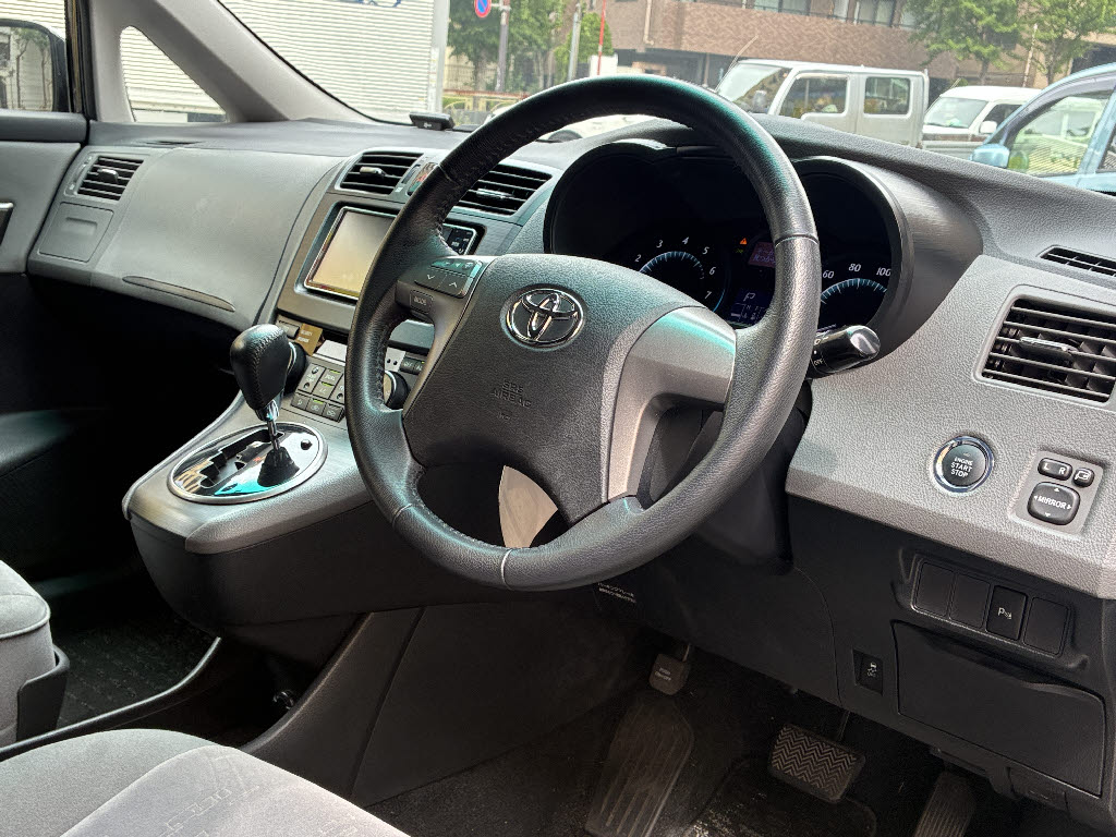トヨタ マークＸジオ ２４０Ｇ