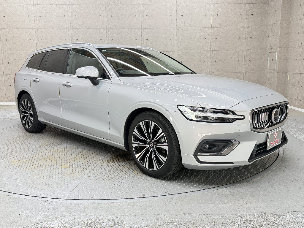 ボルボ ボルボ Ｖ６０ アルティメット　Ｂ４