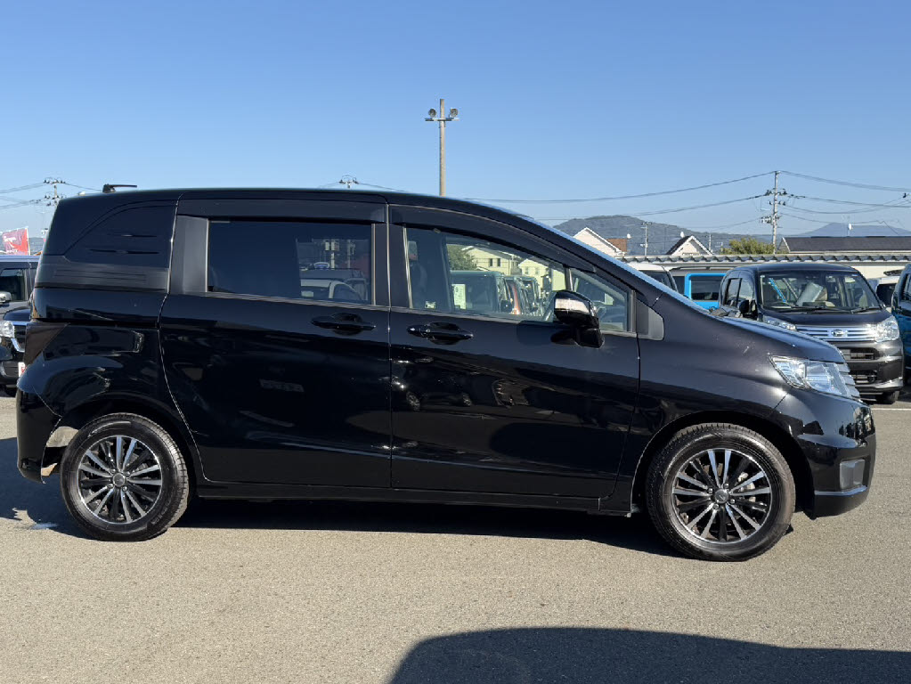 ホンダ フリードスパイク Gｼﾞｬｽﾄｾﾚｸｼｮﾝﾌﾟﾗｽ