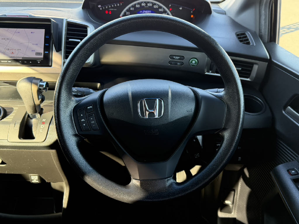 ホンダ フリードスパイク Gｼﾞｬｽﾄｾﾚｸｼｮﾝﾌﾟﾗｽ