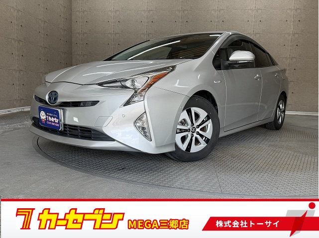 トヨタ プリウス