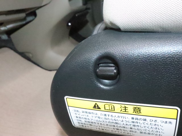 ホンダ ライフ G　助手席サイドリフトアップ