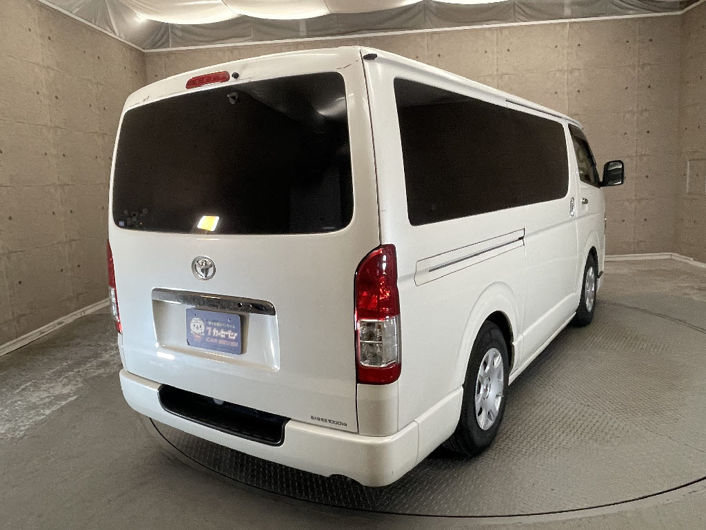トヨタ ハイエースＶ 2.8D　スーパーＧＬ　ダークプライム２　