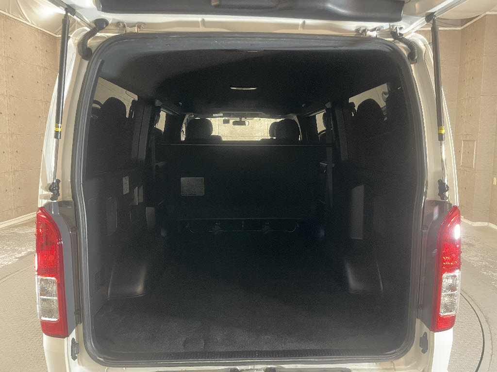 トヨタ ハイエースＶ 2.8D　スーパーＧＬ　ダークプライム２　