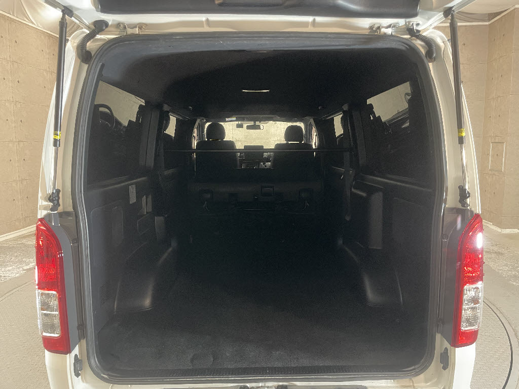 トヨタ ハイエースＶ 2.8D　スーパーＧＬ　ダークプライム２　