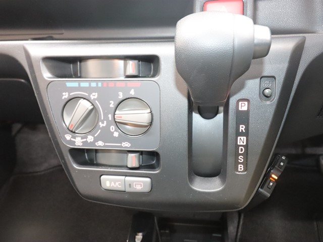 ダイハツ ミライース Ｌ　ＳＡ３