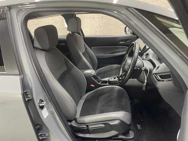 ホンダ ﾌｨｯﾄﾊｲﾌﾞﾘｯﾄﾞ ｅ：ＨＥＶ　ＲＳ