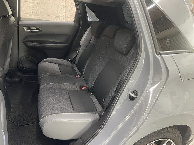 ホンダ ﾌｨｯﾄﾊｲﾌﾞﾘｯﾄﾞ ｅ：ＨＥＶ　ＲＳ