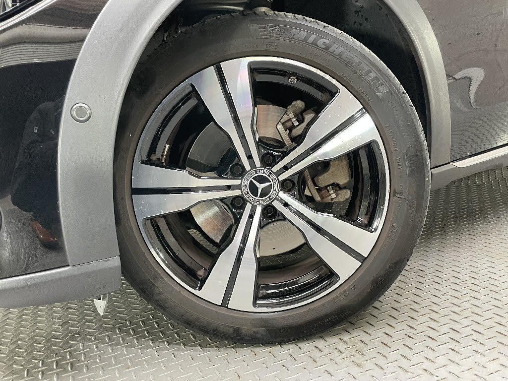 メルセデスベンツ ﾒﾙｾﾃﾞｽﾍﾞﾝﾂ Cｸﾗｽｽﾃｰｼｮﾝﾜｺﾞﾝ Ｃ２２０ｄ　４マチック（ＩＳＧ）