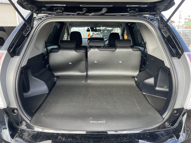 トヨタ プリウスアルファ Ｇ　ツーリングセレクション