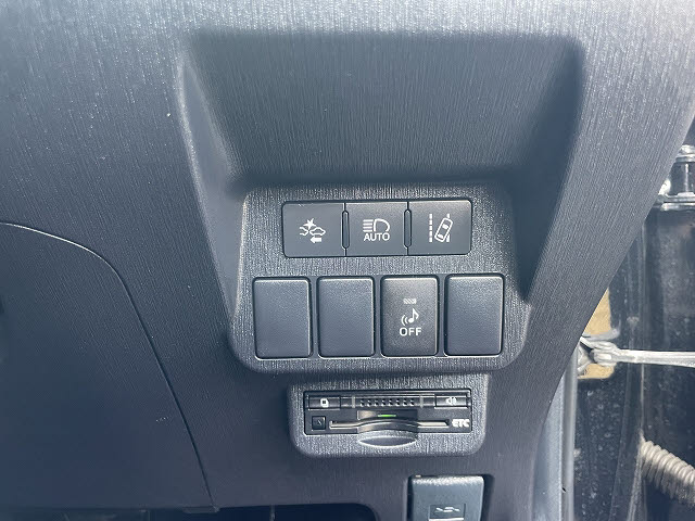 トヨタ プリウスアルファ Ｇ　ツーリングセレクション