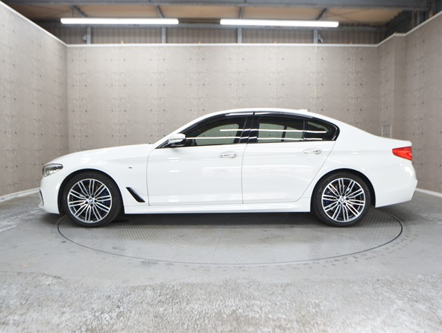 ＢＭＷ ＢＭＷ ５シリーズ ５３０ｉ　Ｍスポーツ