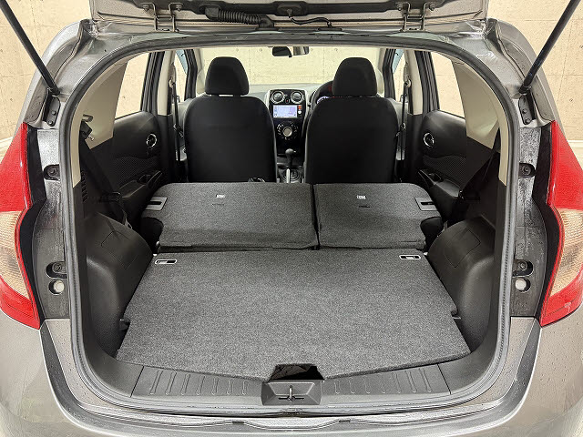 ニッサン ノート Ｘ　エマージェンシーブレーキパッケージ