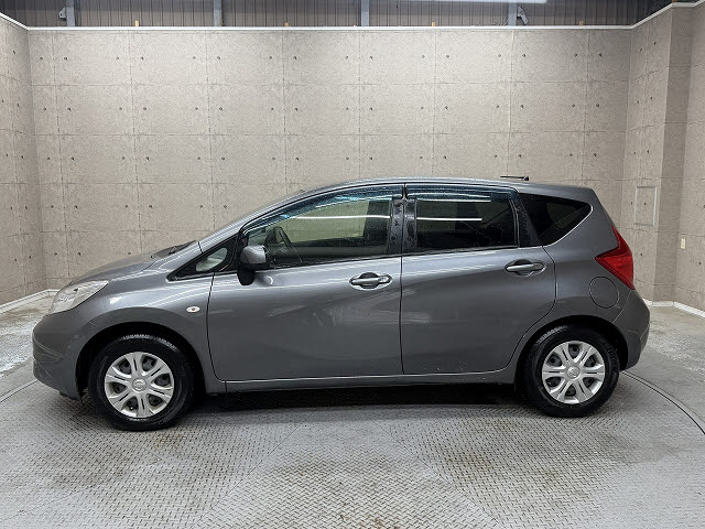 ニッサン ノート Ｘ　エマージェンシーブレーキパッケージ