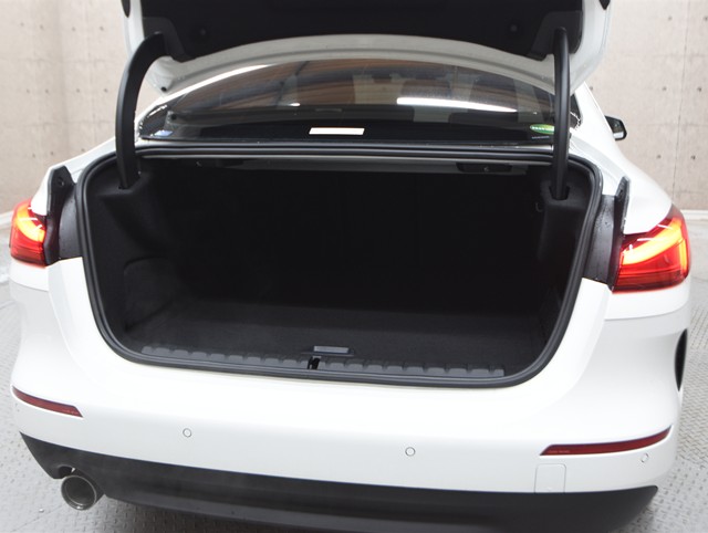 ＢＭＷ ＢＭＷ ２シリーズ ２１８ｉ　グランクーペ　プレイ