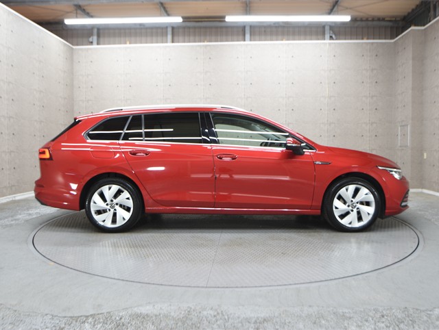フォルクスワーゲン ＶＷゴルフヴァリアント ｅＴＳＩ　スタイル