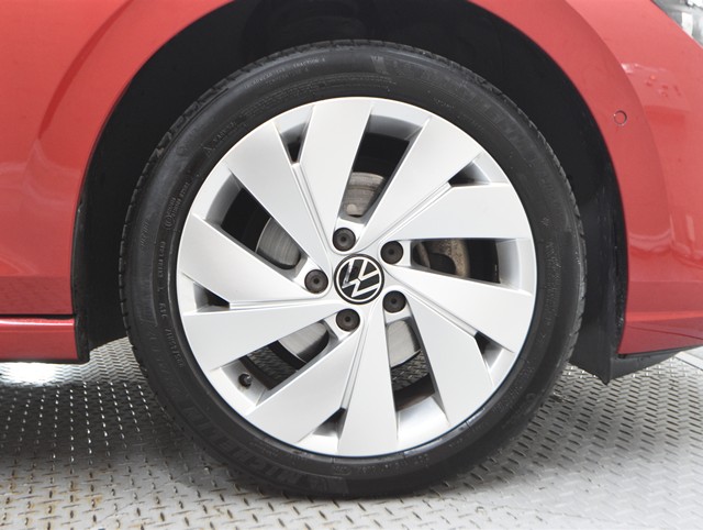 フォルクスワーゲン ＶＷゴルフヴァリアント ｅＴＳＩ　スタイル