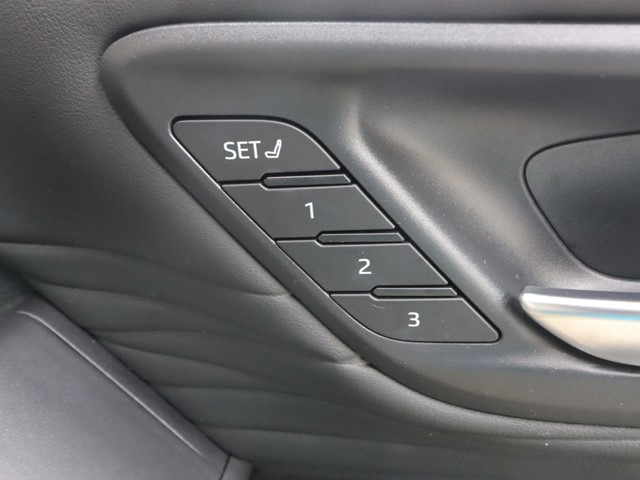 トヨタ アルファード Ｚ