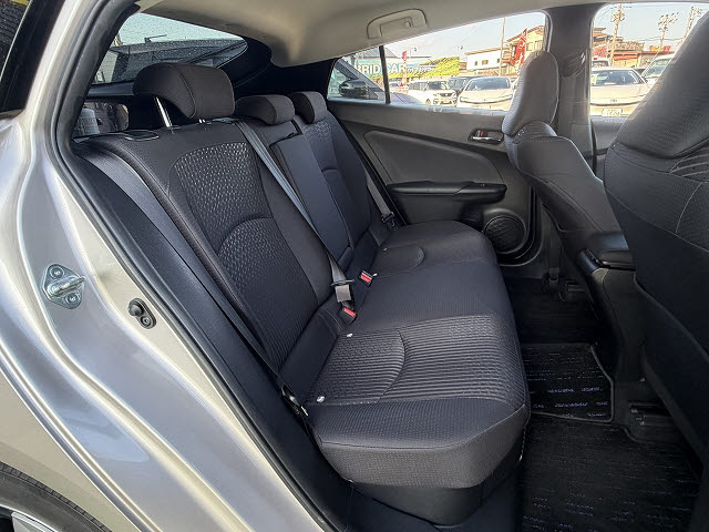 トヨタ プリウス Ａ