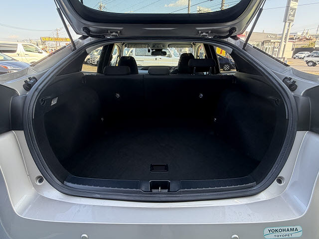 トヨタ プリウス Ａ