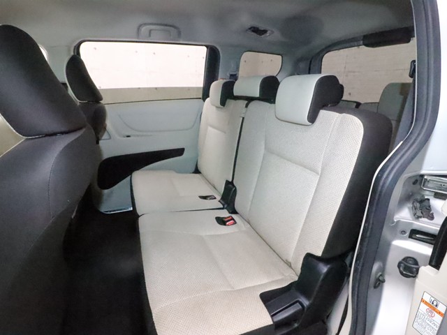 トヨタ シエンタ Ｘ