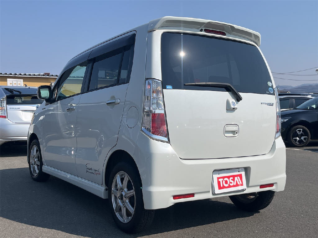 スズキ ワゴンＲスティングレー ２ＷＤ　Ｔ
