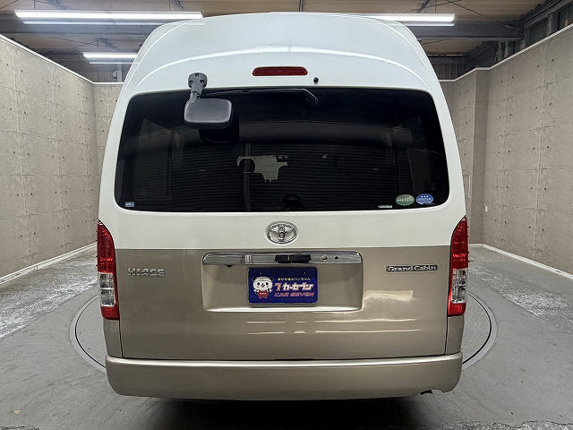 トヨタ ハイエース グランドキャビン　スーパーロング
