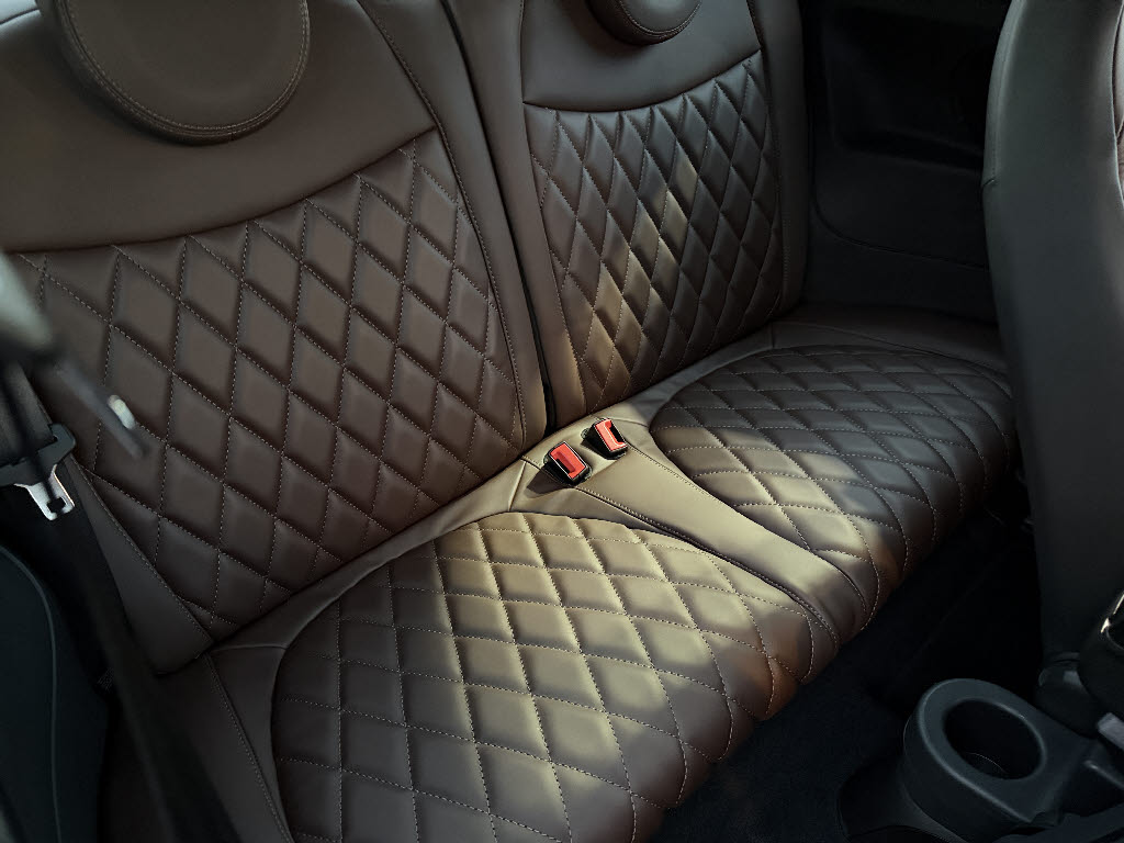 その他輸入車 アバルト ６９５ツーリズモ