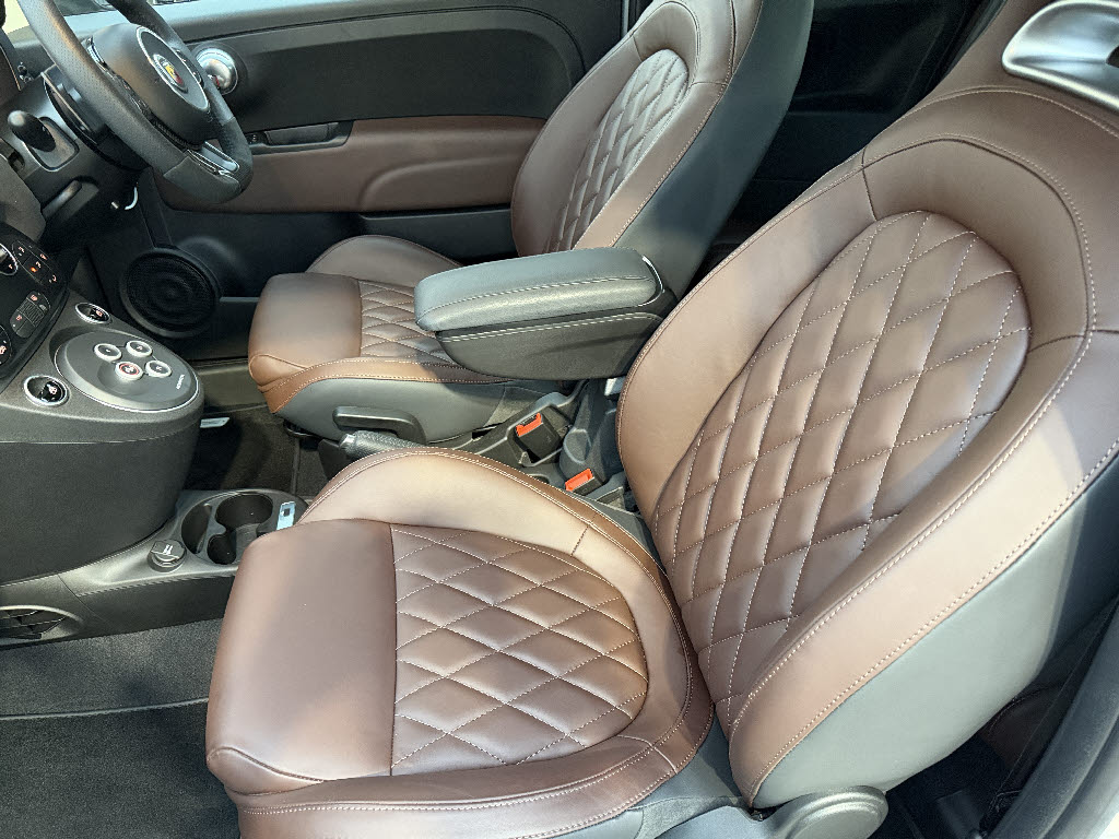 その他輸入車 アバルト ６９５ツーリズモ