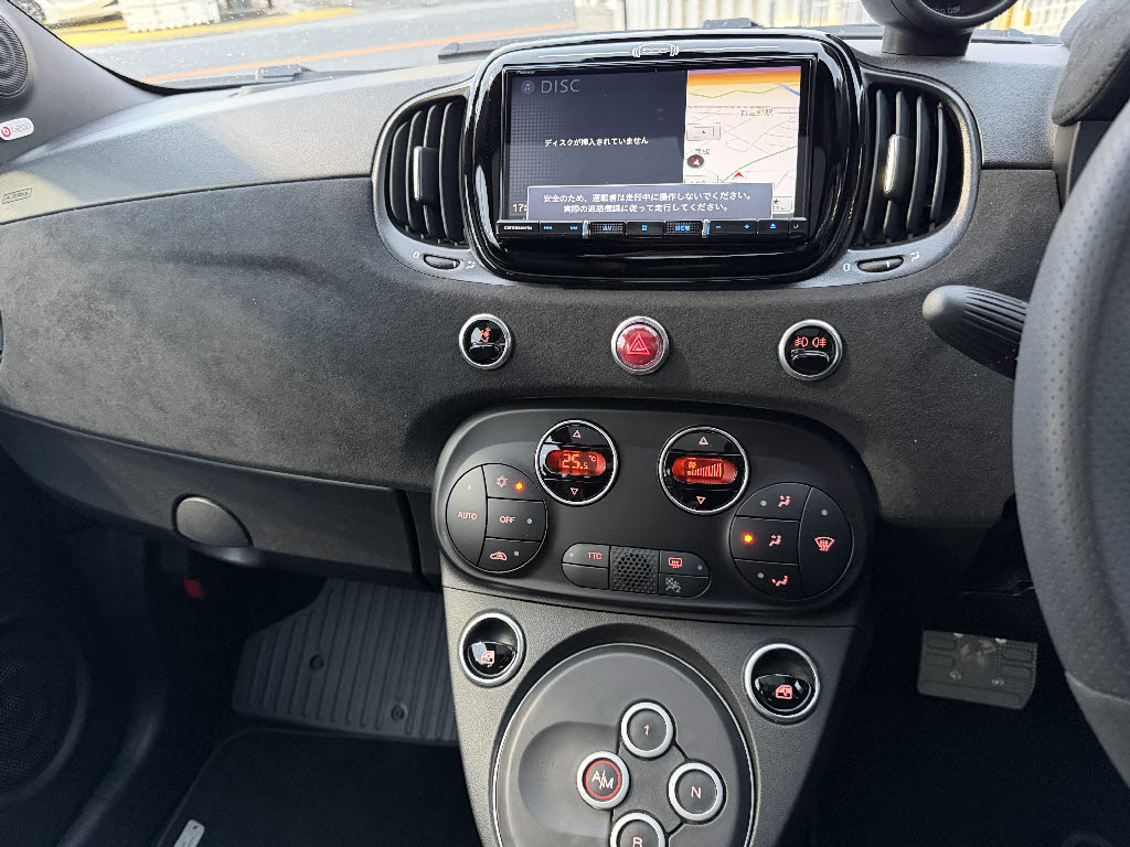 その他輸入車 アバルト ６９５ツーリズモ