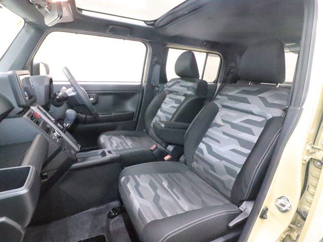 ダイハツ タフト Ｇ　クロムベンチャー