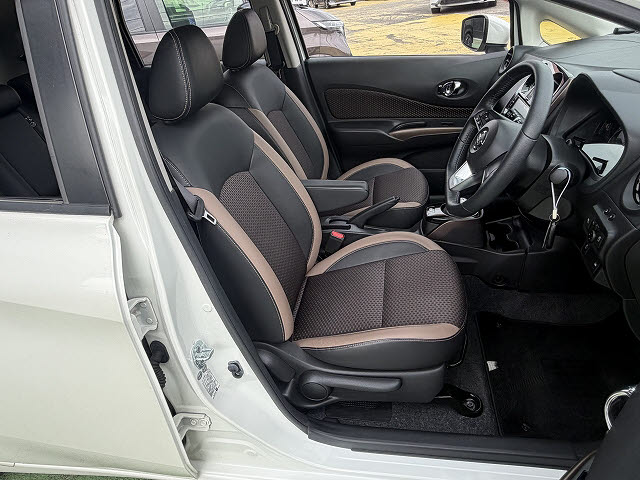 ニッサン ノート ｅ－ＰＯＷＥＲ　メダリスト