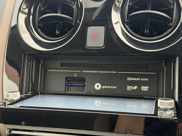 ニッサン ノート ｅ－ＰＯＷＥＲ　メダリスト