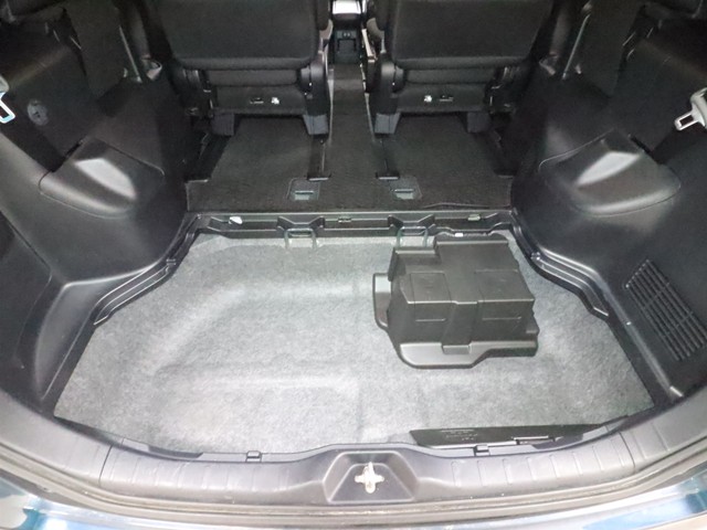 トヨタ ｳﾞｫｸｼｰﾊｲﾌﾞﾘｯﾄﾞ ZS