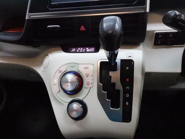 トヨタ ｼｴﾝﾀ ﾊｲﾌﾞﾘｯﾄﾞ Ｇ