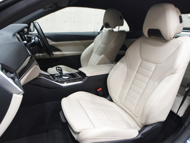 ＢＭＷ ＢＭＷ ４シリーズ カブリオレ　４２０ｉ　Ｍスポーツ