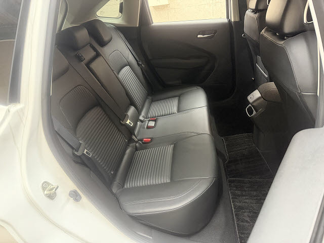 ニッサン オーラ Ｇ　レザーエディション