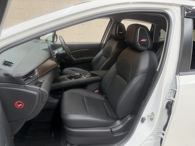 ニッサン オーラ Ｇ　レザーエディション