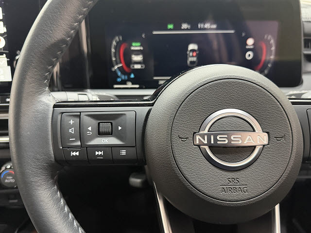 ニッサン オーラ Ｇ　レザーエディション