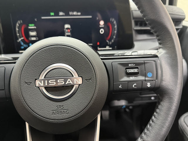 ニッサン オーラ Ｇ　レザーエディション