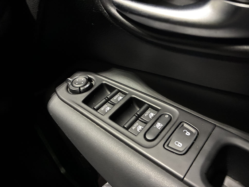 その他輸入車 ｼﾞｰﾌﾟ ﾚﾈｹﾞｰﾄﾞ リミテッド